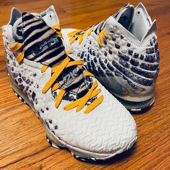 Nike Lebron 17 XVII Bron GAMER EXCLUSIVE